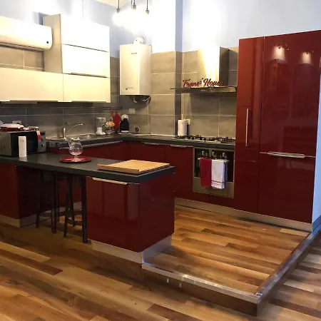Апартаменты Frane House *